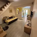Rokova Terrace Retreat Daire *