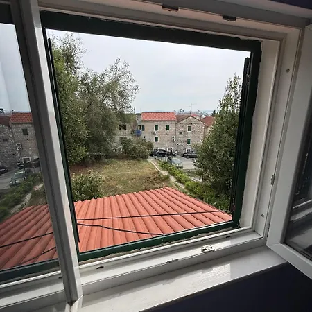 Rokova Terrace Retreat